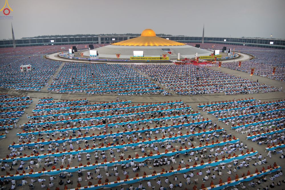 ภาพ No.324113:วันที่ 22 เมษายน พ.ศ.2569 (วันคุ้มครองโลก) พิธีถวายมหาสังฆทาน 40,000 กว่าวัดทั่วประเทศ ณ ลานธรรม พระมหาธรรมกายเจดีย์ วัดพระธรรมกาย