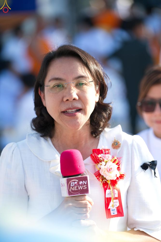 ภาพ No.282755:วันเสาร์ที่ 20 ธันวาคม พ.ศ.2568 พิธีตักบาตรพระ 10,000 รูป (ชุด 2) เนื่องในโอกาส 194 ปี จังหวัดกาญจนบุรี และอุทิศส่วนกุศลให้แด่บรรพชนทั้งหลาย บริเวณถนนสองแคว (Skywalk) เมืองกาญจนบุรี