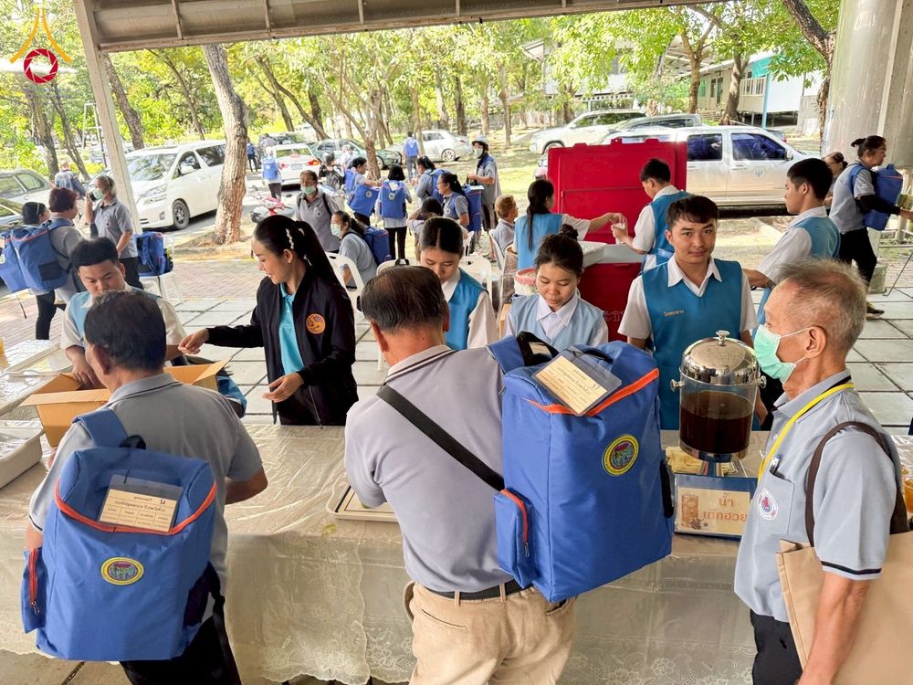 ภาพ No.259774:วันที่ 24 ตุลาคม พ.ศ. 2568 รพ.สต.คลองหนึ่ง อ.คลองหลวง สังกัด อบจ.ปทุมธานี จัดประชุมและมอบครุภัณฑ์ทางการแพทย์ เสริมพลัง อสม. ขับเคลื่อนสุขภาพชุมชนอย่างยั่งยืน ณ วัดพระธรรมกาย