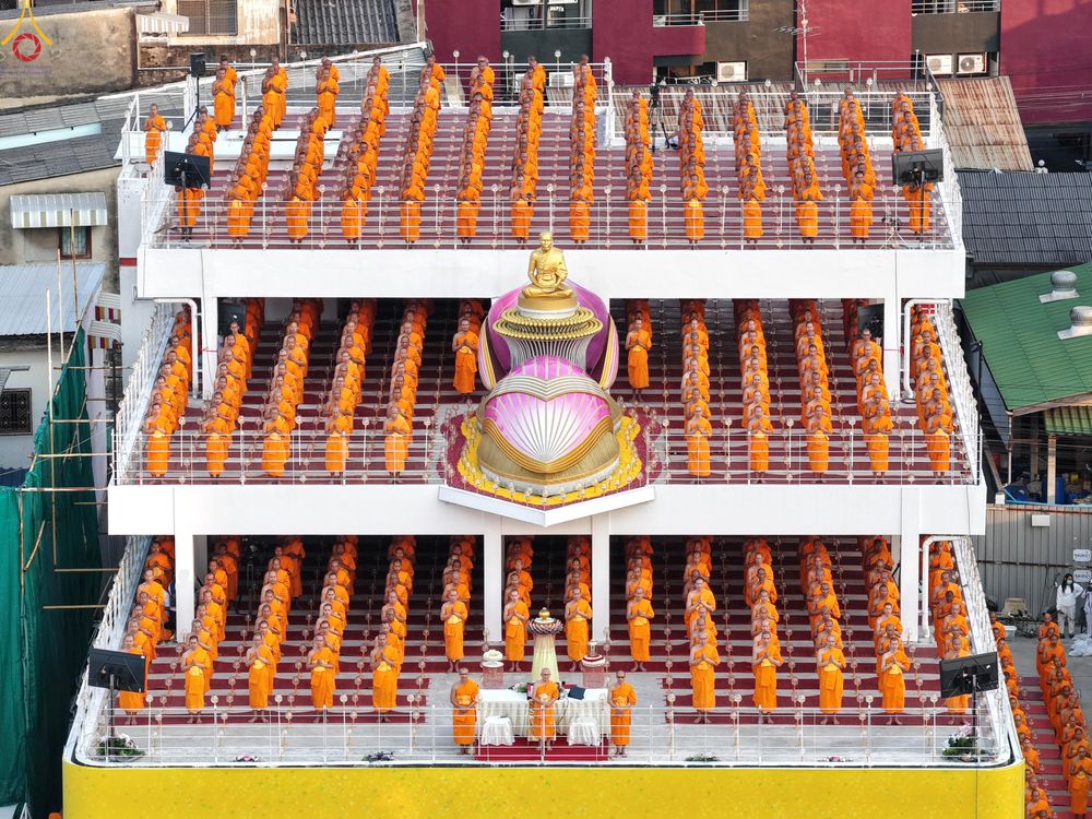 ภาพ No.302819:วันที่ 24 มกราคม พ.ศ. 2569 พิธีจุดประทีปธรรมถวายเป็นพุทธบูชา  และบูชาธรรมมหาปูชนียาจารย์  ณ อาคารธรรมยาตรา กตัญญูบูชามหาปูชนียาจารย์  ตรงข้ามวัดปากน้ำภาษีเจริญ จ.กรุงเทพมหานคร ในโครงการธรรมยาตรา กตัญญูบูชา มหาปูชนียาจารย์ พระมงคลเทพมุนี(สด จนฺทสโร) พระผู