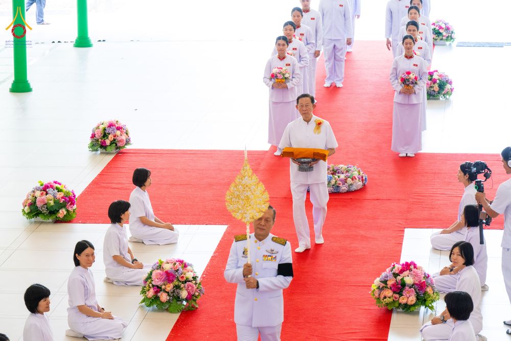 ภาพ No.332295:วันเสาร์ที่ 6 มิถุนายน พ.ศ.2569 พิธีต้อนรับสัญญาบัตร พัดยศ พระราชภาวนาวชิรวิเทศ วิ. ณ อุโบสถพระไตรปิฏก วัดพระธรรมกาย