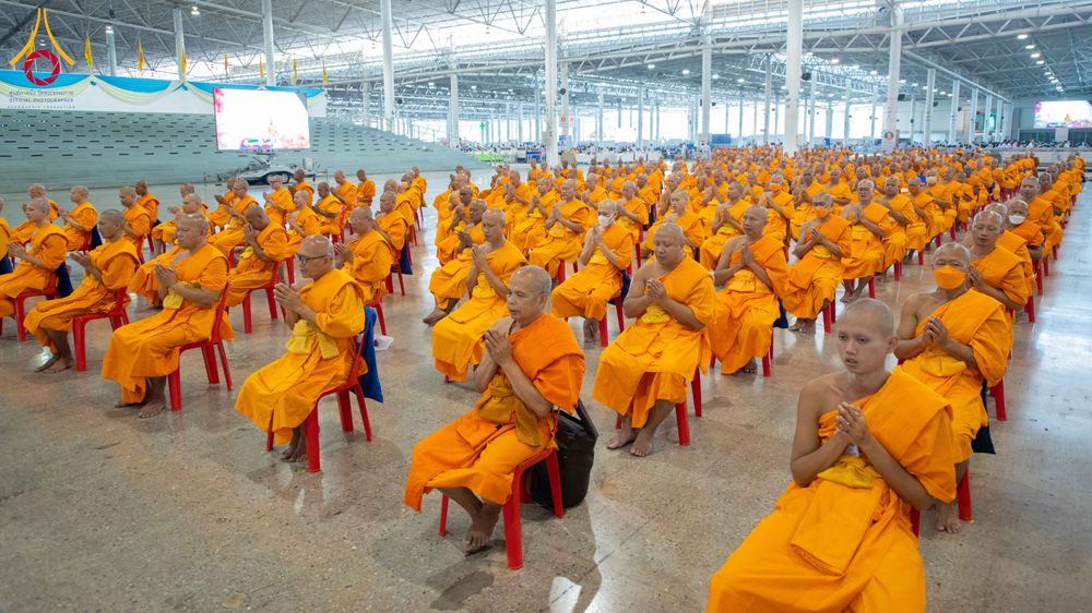 ภาพ No.308305:วันที่ 1  กุมภาพันธ์ พ.ศ. 2569 พิธีบูชาข้าวพระอาทิตย์ต้นเดือน ณ สภาธรรมกายสากล วัดพระธรรมกาย