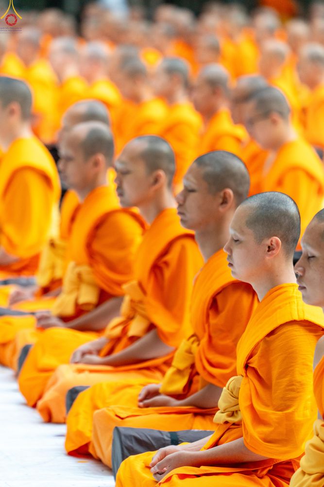 ภาพ No.288417:วันที่ 4 มกราคม พ.ศ. 2569 พระธรรมยาตราปฏิบัติธรรม และถ่ายภาพหมู่ประวัติศาสตร์ ในโครงการธรรมยาตรา กตัญญูบูชา มหาปูชนียาจารย์ พระมงคลเทพมุนี(สด จนฺทสโร) พระผู้ปราบมาร อนุสรณ์สถาน 7 แห่ง ปีที่ 14 ณ อนุสรณ์สถานมหาวิหารพระมงคลเทพมุนี (โลตัสแลนด์) อ.สองพี่น้อง