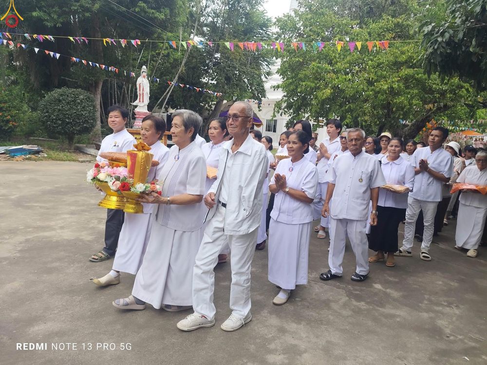 ภาพ No.281773:วันที่ 5 พฤศจิกายน พ.ศ. 2568 พิธีทอดกฐินสามัคคีทั่วไทย 30,000 วัด  โดยคณะศิษยานุศิษย์ บูชาธรรม 81 ปี  หลวงพ่อธัมมชโย ณ วัดพังลา อ.สะเดา จ.สงขลา