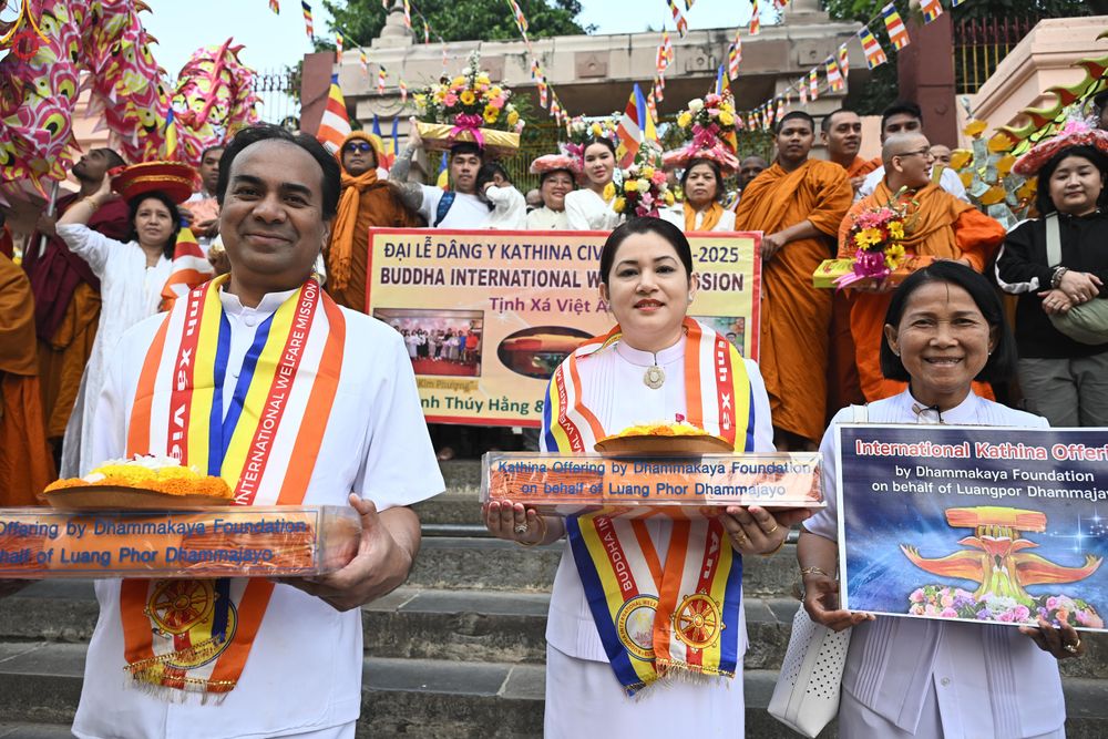 ภาพ No.278970:วันที่ 5 พฤศจิกายน 2568 กฐินสมทบวัดต่างประเทศ โดยคณะศิษยานุศิษย์ บูชาธรรม 81 ปี หลวงพ่อธัมมชโย ณ วัดมหาโพธิ์ เมืองพุทธคยา ถวายแด่  วัดพุทธนานาชาติเพื่อสวัสดิการสากล  (Buddha International Welfare Mission)  เมืองพุทธคยา ประเทศอินเดีย