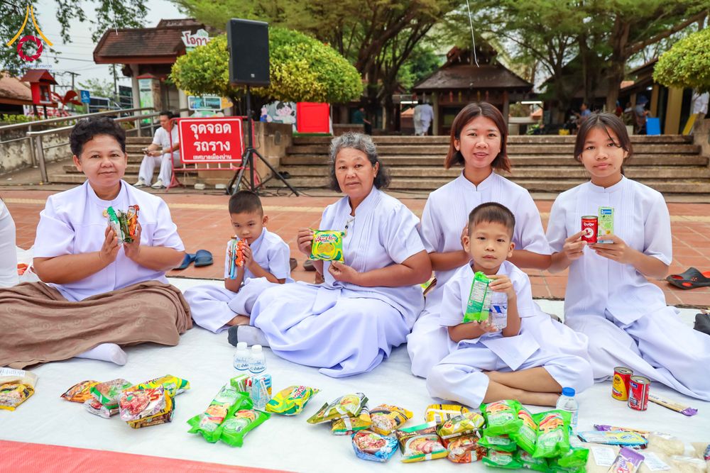 ภาพ No.310879:วันอาทิตย์ที่ 22 กุมภาพันธ์ พ.ศ. 2569 พิธีตักบาตรเเด่คณะพระภิกษุสงฆ์ 1,111 รูป จังหวัดน่าน หนึ่งในโครงการตักบาตรพระ 2,000,000 รูป 77 จังหวัดทั่วไทย ในวาระอันเป็นมงคลยิ่ง ครบรอบ 744 ปี นครน่าน สืบสานศรัทธา ทำบุญใหญ่ของเมืองน่าน ณ ข่วงเมือง วัดภูมินทร์ อำเ