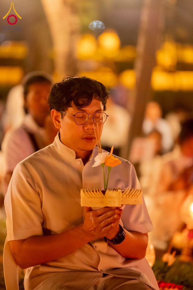 ภาพ No.266383:วันพุธที่ 5 พฤศจิกายน พ.ศ. 2568 (วันพระ ขึ้น 15 ค่ำ เดือน 12) พิธีลอยกระทงธรรม  ณ สระมหาเศรษฐีทะเลบุญ มหาวิหารพระมงคลเทพมุนี วัดพระธรรมกาย จ.ปทุมธานี