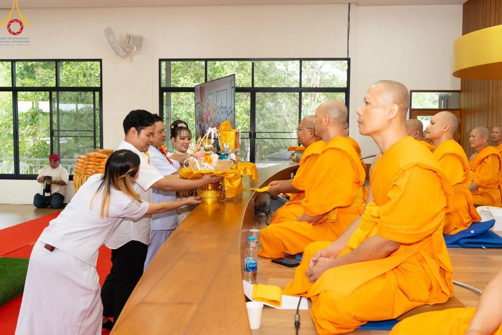 ภาพ No.162993:โครงการกฐินสามัคคีทั่วไทย 30,000 วัด บูชาธรรม 80 ปี หลวงพ่อธัมมชโย โดย คณะศิษยานุศิษย์วัดพระธรรมกาย ณ ศูนย์ปฎิบัติธรรมจันทบุรี วันที่ 18 ตุลาคม พ.ศ. 2567