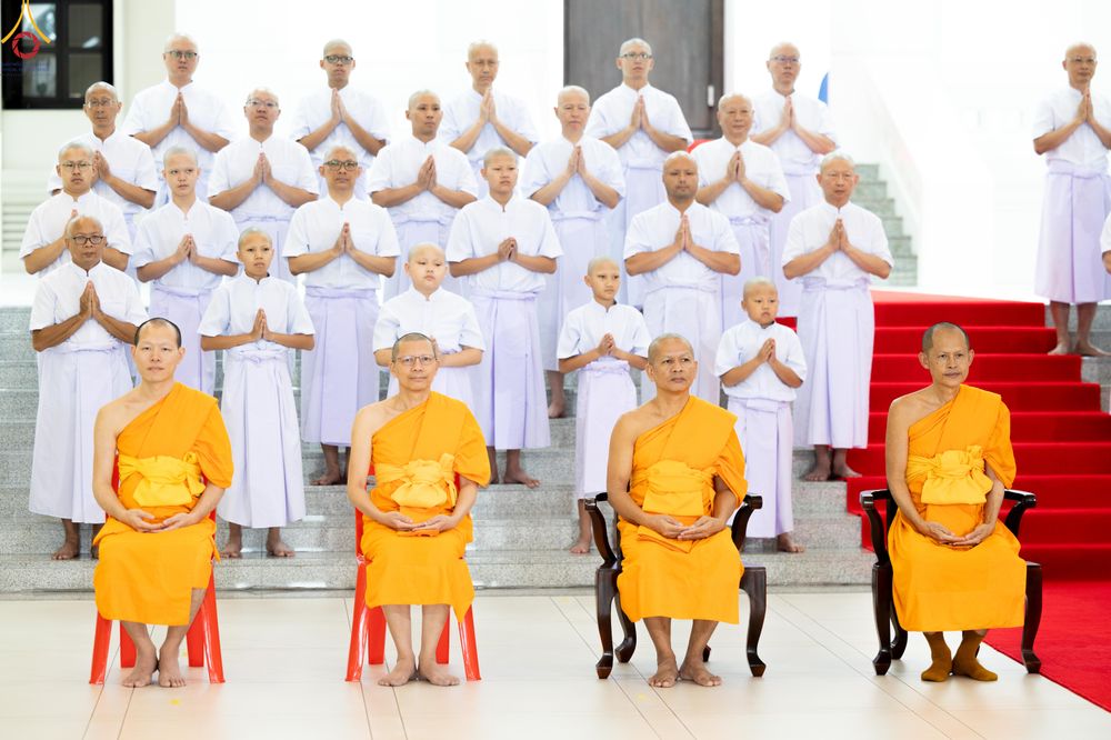 ภาพ No.338808:วันที่ 11 กรกฎาคม พศ.2569 พิธีบรรพชาอุปสมบท โครงการอุปสมบทหมู่ธรรมทายาทนานาชาติ  IDOP รุ่นที่ 21 (ภาษาจีน)  จากประเทศจีน มาเลเซีย สิงคโปร์ และไต้หวัน , โครงการบรรพชาสามเณรโรงเรียนนานาชาติ รุ่นที่ 15