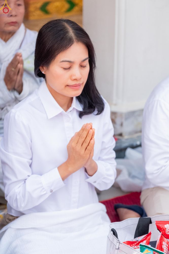 ภาพ No.294380:วันที่ 14 มกราคม พ.ศ. 2569 พิธีตักบาตรพระธรรมยาตรา ณ วัดสองพี่น้อง ต.ต้นตาล อ.สองพี่น้อง จ.สุพรรณบุรี ในโครงการธรรมยาตรา กตัญญูบูชา มหาปูชนียาจารย์ พระมงคลเทพมุนี(สด จนฺทสโร) พระผู้ปราบมาร อนุสรณ์สถาน 7 แห่ง ปีที่ 14