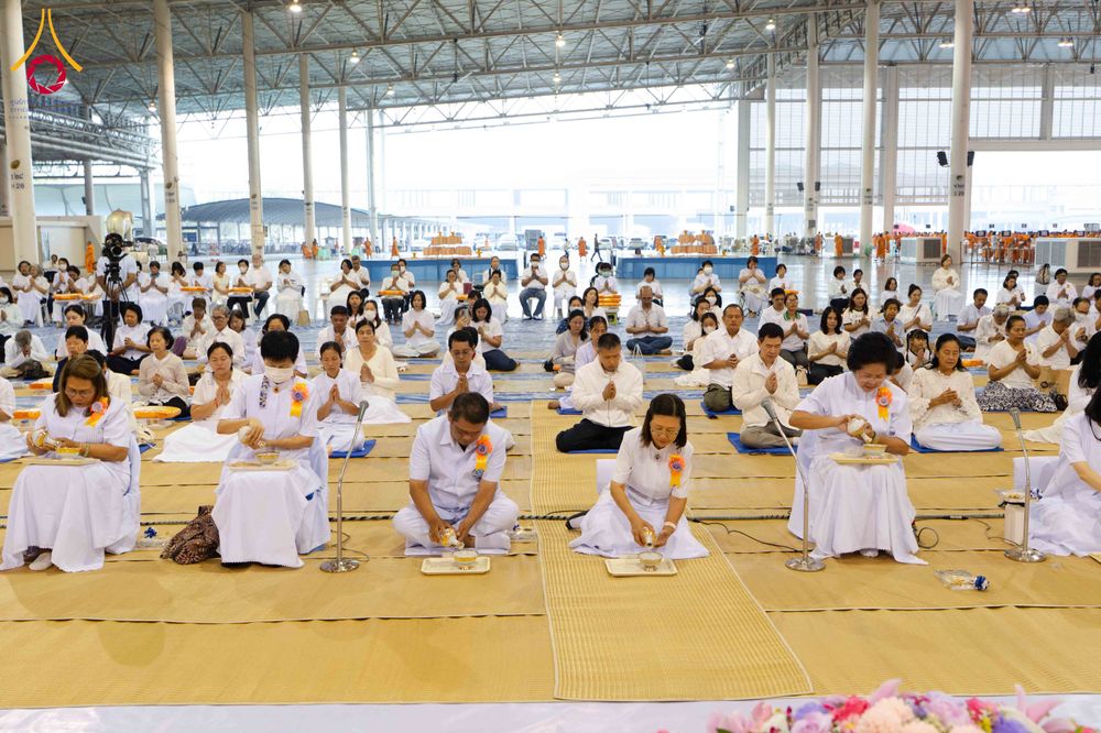 ภาพ No.306376:วันที่ 30 มกราคม พ.ศ. 2569 พิธีถวายภัตตาหารเป็นสังฆทาน แด่พระธรรมยาตรา ณ วัดพระธรรมกาย  จังหวัดปทุมธานี ในโครงการธรรมยาตรา กตัญญูบูชา มหาปูชนียาจารย์ พระมงคลเทพมุนี(สด จนฺทสโร) พระผู้ปราบมาร อนุสรณ์สถาน 7 แห่ง ปีที่ 14