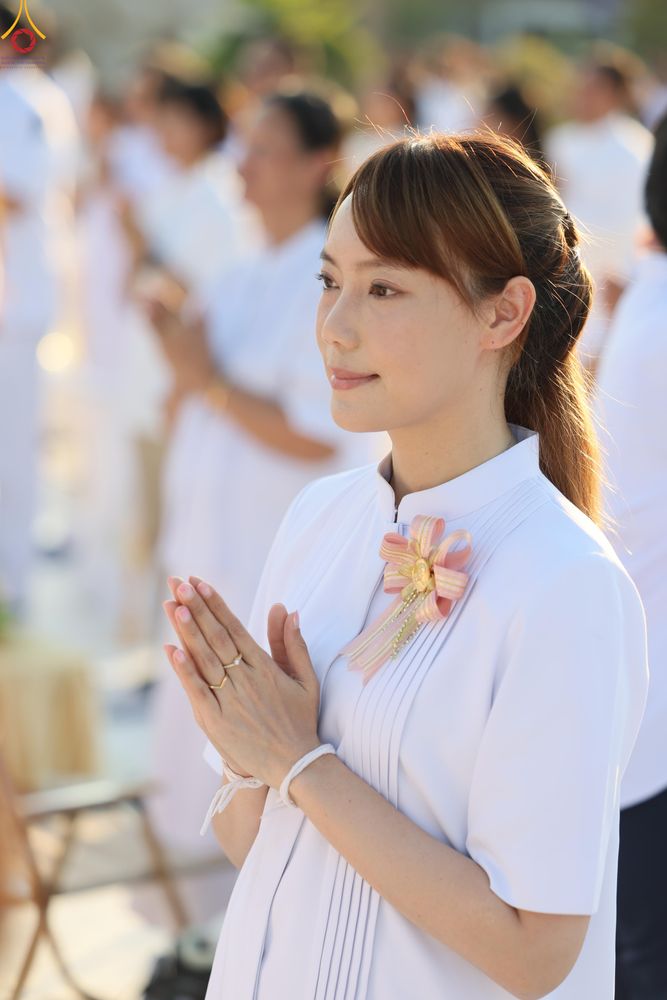 ภาพ No.293867:วันที่ 14 มกราคม พ.ศ. 2569 พิธีจุดประทีปถวายเป็นพุทธบูชา และบูชาธรรมมหาปูชนียาจารย์  ณ วัดสองพี่น้อง ต.ต้นตาล อ.สองพี่น้อง จ.สุพรรณบุรี ในโครงการธรรมยาตรา กตัญญูบูชา มหาปูชนียาจารย์ พระมงคลเทพมุนี(สด จนฺทสโร) พระผู้ปราบมาร อนุสรณ์สถาน 7 แห่ง ปีที่ 14