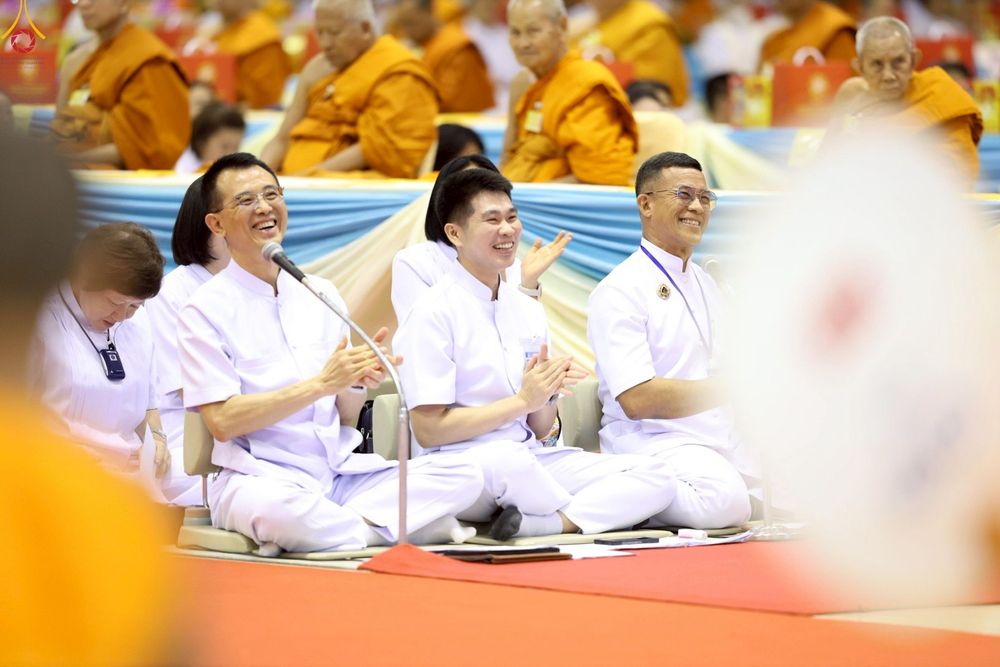 ภาพ No.236263:วันที่ 3 สิงหาคม พ.ศ. 2568 พิธีมุทิตาสักการะพระภิกษุ ผู้สอบได้เปรียญธรรม 9 ประโยค ระดับโลก ปีที่ 37, พิธีมอบโล่และทุนการศึกษา สำนักเรียนบาลีดีเด่นทั่วประเทศ ณ ห้องแก้วสารพัดนึก 1 วัดพระธรรมกาย