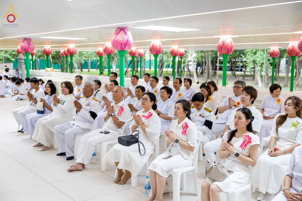 ภาพ No.332356:วันเสาร์ที่ 6 มิถุนายน พ.ศ.2569 พิธีต้อนรับสัญญาบัตร พัดยศ พระราชภาวนาวชิรวิเทศ วิ. ณ อุโบสถพระไตรปิฏก วัดพระธรรมกาย