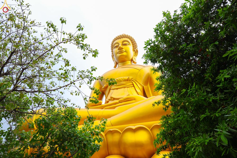 ภาพ No.299903:วันที่ 22 มกราคม พ.ศ.2569 พระธรรมยาตราปฏิบัติธรรม และถ่ายภาพหมู่ประวัติศาสตร์ ณ อาคารธรรมยาตรา กตัญญูบูชามหาปูชนียาจารย์  ตรงข้ามวัดปากน้ำภาษีเจริญ จ.กรุงเทพมหานคร ในโครงการธรรมยาตรา กตัญญูบูชา มหาปูชนียาจารย์ พระมงคลเทพมุนี(สด จนฺทสโร) พระผู้ปราบมาร อนุ