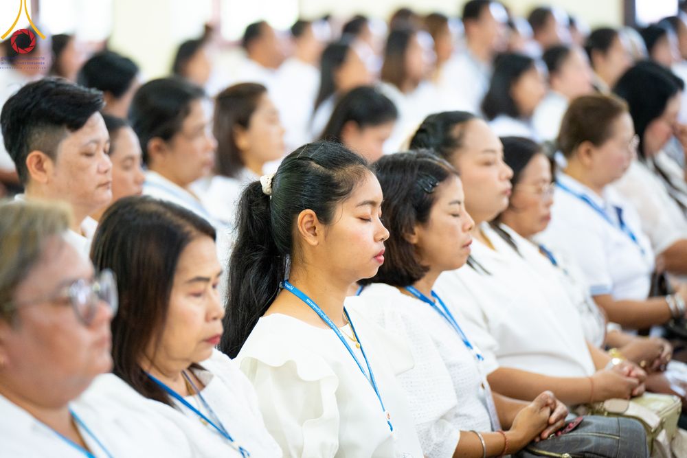 ภาพ No.311095:วันพฤหัสบดีที่ 26 กุมภาพันธ์ พ.ศ. 2569 พิธีถวายสังฆทานแด่คณะสงฆ์ 323 วัด ปีที่ 22 ครั้งที่ 182 พิธีมอบกองทุนหนุนแรงใจช่วยครูใต้ ปีที่ 19 ครั้งที่ 145 และพิธีทำบุญอุทิศส่วนกุศลให้ผู้วายชนม์