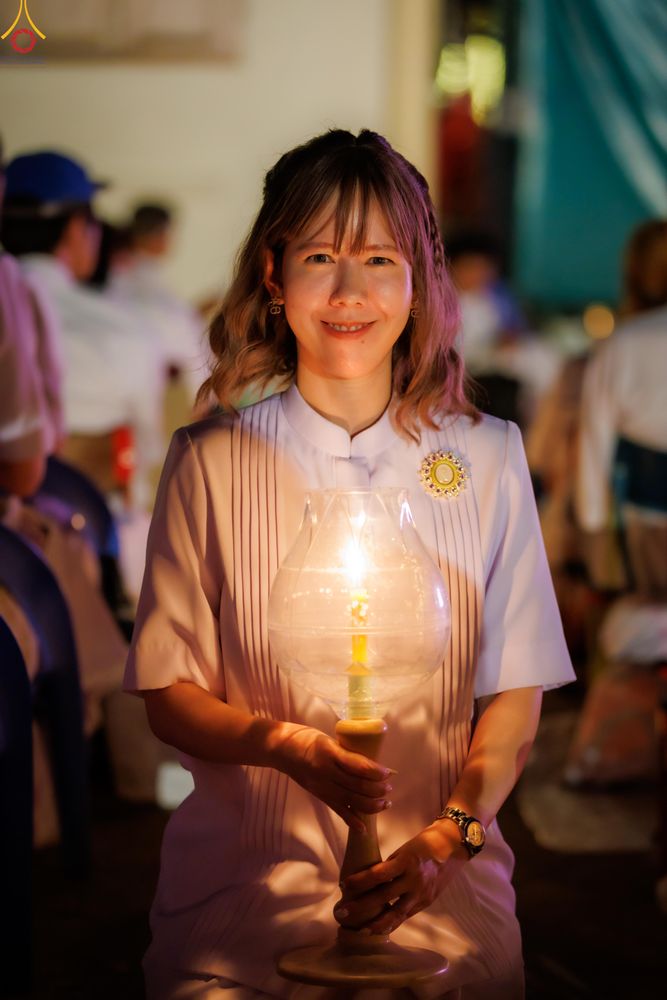 ภาพ No.297179:วันที่ 17 มกราคม พ.ศ. 2569 พิธีจุดประทีปถวายเป็นพุทธบูชา และบูชาธรรมมหาปูชนียาจารย์ (ภาพชุดที่ 2) ณ วัดโบสถ์บน ต.บางคูเวียง จ.นนทบุรี อนุสรณ์สถานลำดับที่ 4 สถานที่เกิดด้วยกายธรรม ในโครงการธรรมยาตรา กตัญญูบูชา มหาปูชนียาจารย์ พระมงคลเทพมุนี(สด จนฺทสโร) พร