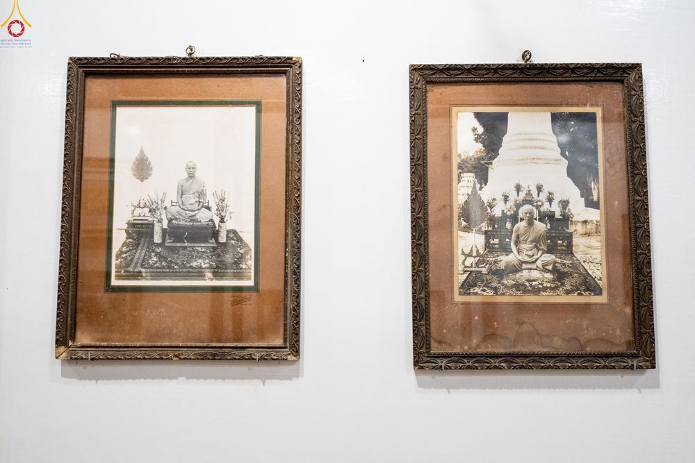 ภาพ No.299934:วันที่ 22 มกราคม พ.ศ.2569 พระธรรมยาตราปฏิบัติธรรม และถ่ายภาพหมู่ประวัติศาสตร์ ณ อาคารธรรมยาตรา กตัญญูบูชามหาปูชนียาจารย์  ตรงข้ามวัดปากน้ำภาษีเจริญ จ.กรุงเทพมหานคร ในโครงการธรรมยาตรา กตัญญูบูชา มหาปูชนียาจารย์ พระมงคลเทพมุนี(สด จนฺทสโร) พระผู้ปราบมาร อนุ