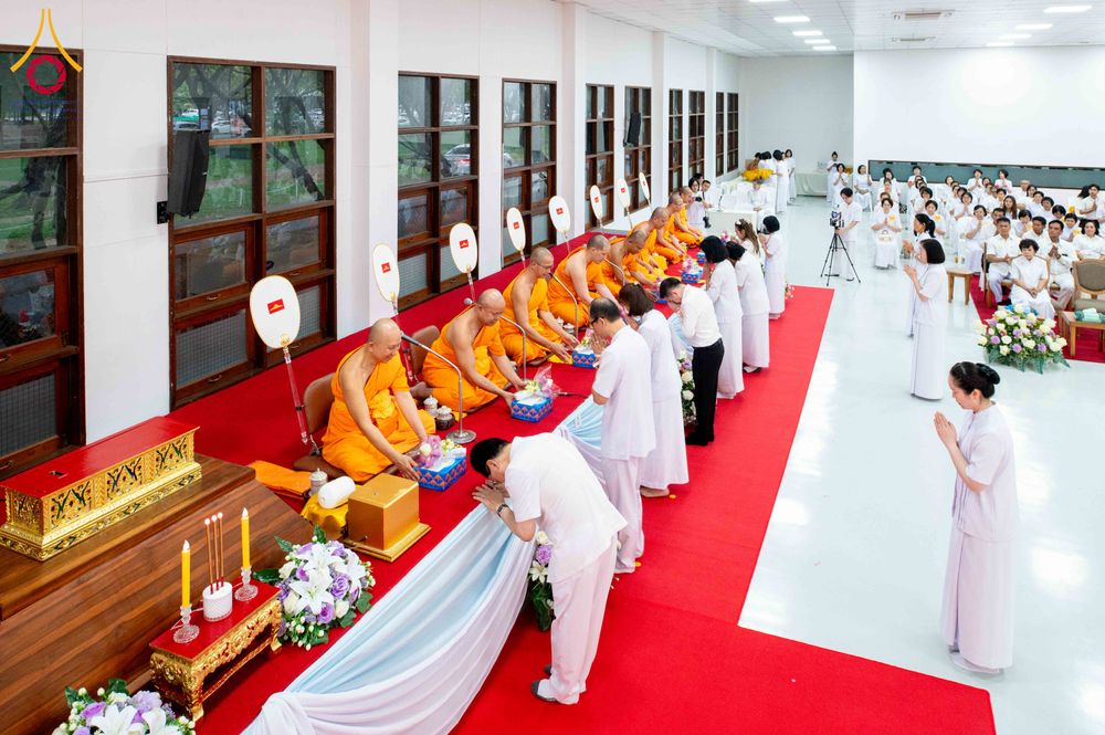 ภาพ No.315365:วันอังคารที่ 24 มีนาคม พ.ศ. 2569 พิธีบำเพ็ญกุศล คุณพ่อณรงค์ จินตมากุล  สิริอายุ 99 ปี 11 เดือน โยมบิดา พระครูปลัดรัตนวีรวัฒน์ (รังสฤษดิ์ อิทฺธิจินตโก) ที่ปรึกษาเจ้าคณะจังหวัดปทุมธานี เจ้าอาวาสวัดพระธรรมกาย  ณ ห้องปลูกศรัทธา 2 วัดพระธรรมกาย ปทุมธานี