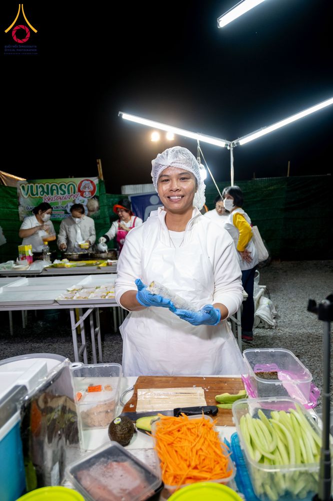 ภาพ No.300960:วันที่ 23 มกราคม พ.ศ. 2569 พิธีถวายภัตตาหารเป็นสังฆทาน แด่พระธรรมยาตรา ณ อนุสรณ์สถานบางปลา วัดบางปลา อำเภอบางเลน จังหวัดนครปฐม ในโครงการธรรมยาตรา กตัญญูบูชา มหาปูชนียาจารย์ พระมงคลเทพมุนี(สด จนฺทสโร) พระผู้ปราบมาร อนุสรณ์สถาน 7 แห่ง ปีที่ 14