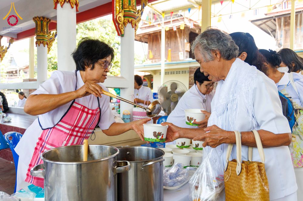 ภาพ No.296441:วันที่ 16 มกราคม พ.ศ. 2569 พิธีทอดผ้าป่าทำนุบำรุงศาสนสถาน ณ วัดโพธิ์เอน ต.บางขุนกอง อ.บางกรวย จ.นนทบุรี อนุสรณ์สถานลำดับที่ 4 สถานที่เกิดด้วยกายธรรม ในโครงการธรรมยาตรา กตัญญูบูชา มหาปูชนียาจารย์ พระมงคลเทพมุนี(สด จนฺทสโร) พระผู้ปราบมาร อนุสรณ์สถาน 7 แห่ง