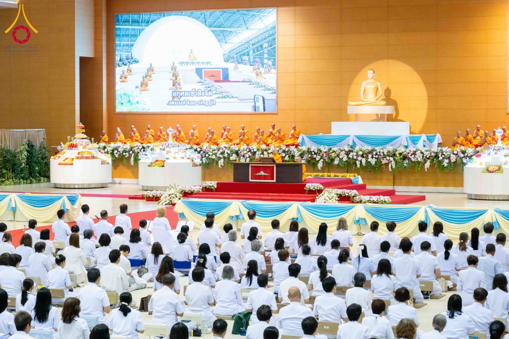 ภาพ No.308311:วันที่ 1  กุมภาพันธ์ พ.ศ. 2569 พิธีบูชาข้าวพระอาทิตย์ต้นเดือน ณ สภาธรรมกายสากล วัดพระธรรมกาย