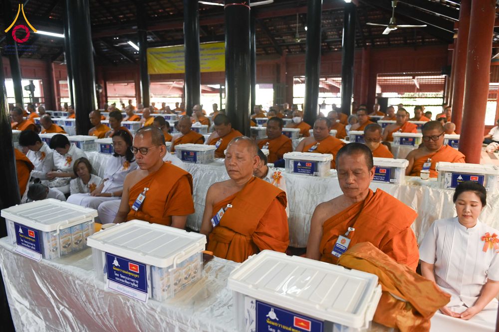 ภาพ No.303380:วันที่ 23 มกราคม พ.ศ. 2569 พิธีเจริญพุทธมนต์ปฏิบัติธรรม มอบทุนการศึกษา  ถวายสังฆทาน 109 วัด เพื่อถวายเป็นพุทธบูชา เพื่อขับเคลื่อนโครงการหมู่บ้านรักษาศีล 5 โดยคณะสงฆ์จังหวัดนครปฐม คณะศิษยานุศิษย์วัดพระธรรมกาย โครงการธรรมยาตรา ปีที่ 14 ณ วัดบางปลา อำเภอบาง