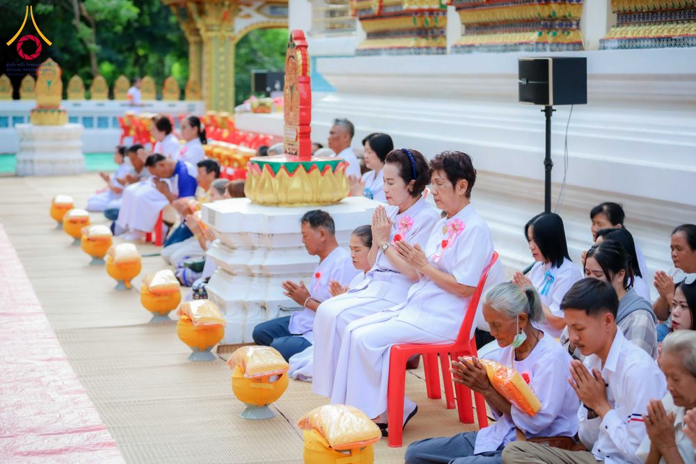 ภาพ No.341679:วันเสาร์ที่ 25 กรกฎาคม พ.ศ.2569  พิธีอุปสมบทหมู่พระธรรมทายาท รุ่นเข้าพรรษา ประจำปี 2569 จำนวน 20 รูป จัดโดย ธุดงคสถานพิษณุโลก  ณ พัทธสีมา วัดเกาะแก้วประชานุรักษ์ ต.ชัยนาม อ.วังทอง จ.พิษณุโลก