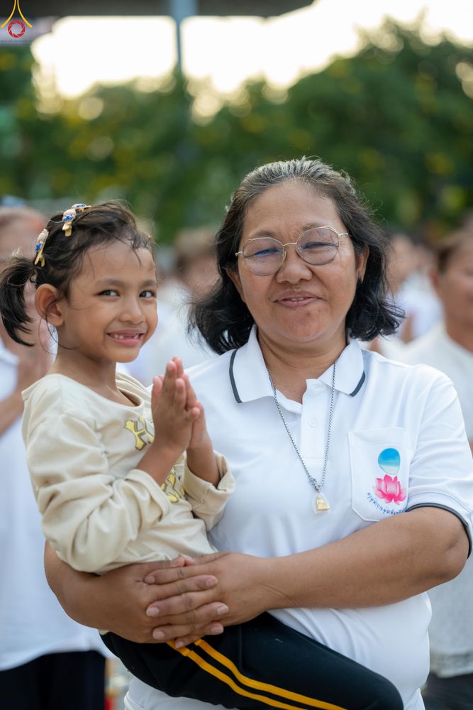 ภาพ No.296902:วันที่ 17 มกราคม พ.ศ. 2569 พิธีจุดประทีปถวายเป็นพุทธบูชา และบูชาธรรมมหาปูชนียาจารย์  ณ วัดโบสถ์บน ต.บางคูเวียง จ.นนทบุรี อนุสรณ์สถานลำดับที่ 4 สถานที่เกิดด้วยกายธรรม ในโครงการธรรมยาตรา กตัญญูบูชา มหาปูชนียาจารย์ พระมงคลเทพมุนี(สด จนฺทสโร) พระผู้ปราบมาร อ