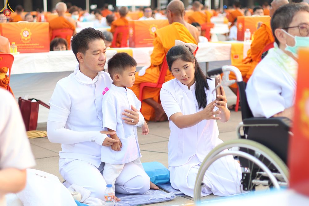 ภาพ No.324931:วันที่ 22 เมษายน พ.ศ.2569 (วันคุ้มครองโลก) พิธีถวายมหาสังฆทาน 40,000 กว่าวัดทั่วประเทศ (ชุดที่ 2) ณ ลานธรรม พระมหาธรรมกายเจดีย์ วัดพระธรรมกาย