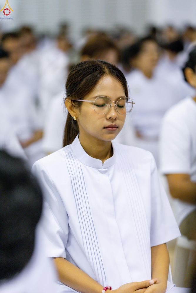 ภาพ No.331194:วันวิสาขบูชา อาทิตย์ที่ 31 พฤษภาคม พ.ศ.2569 พิธีปฏิบัติธรรม ณ ห้องแก้วสารพัดนึก 1  วัดพระธรรมกาย จังหวัดปทุมธานี