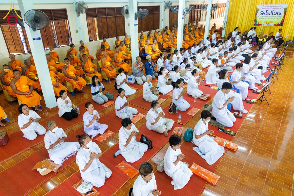 ภาพ No.296388:วันที่ 16 มกราคม พ.ศ. 2569 พิธีทอดผ้าป่าทำนุบำรุงศาสนสถาน ณ วัดโพธิ์เอน ต.บางขุนกอง อ.บางกรวย จ.นนทบุรี อนุสรณ์สถานลำดับที่ 4 สถานที่เกิดด้วยกายธรรม ในโครงการธรรมยาตรา กตัญญูบูชา มหาปูชนียาจารย์ พระมงคลเทพมุนี(สด จนฺทสโร) พระผู้ปราบมาร อนุสรณ์สถาน 7 แห่ง