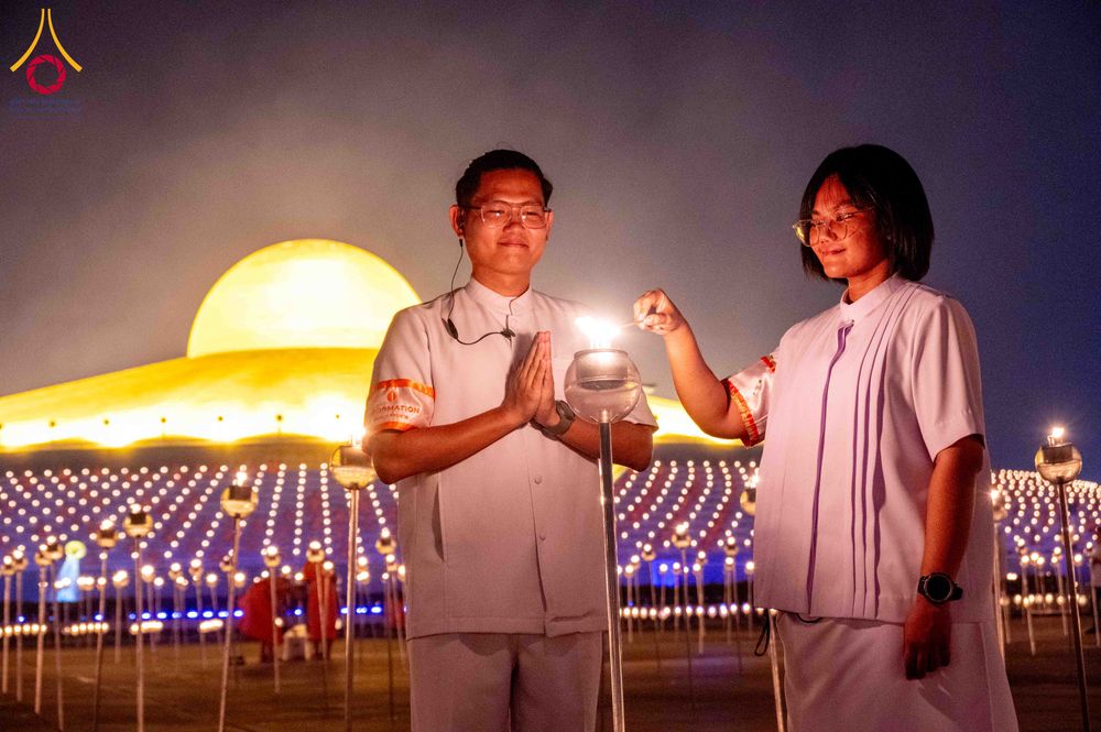 ภาพ No.312385:วันอังคารที่ 3 มีนาคม พ.ศ.2569 พิธีเวียนประทักษิณและจุดมาฆประทีป (ภาพชุดที่ 2) ณ ลานธรรมพระมหาธรรมกายเจดีย์ วัดพระธรรมกาย