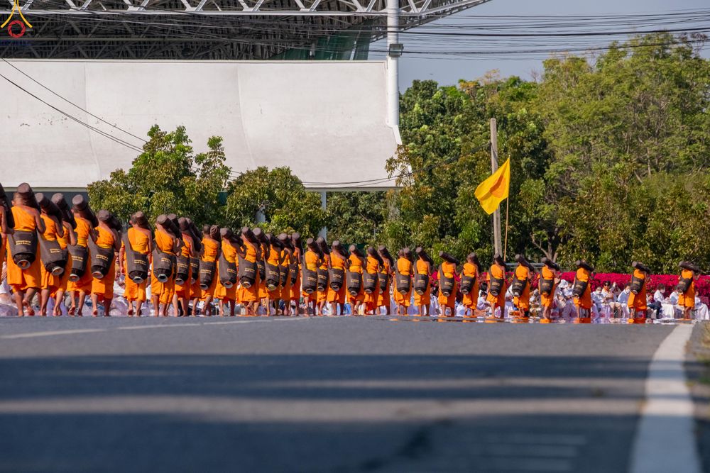 ภาพ No.305892:วันที่ 25 มกราคม พ.ศ. 2569 พิธีต้อนรับพระธรรมยาตรา วัดพระธรรมกาย(ภาพชุดที่ 3) ในโครงการธรรมยาตรา กตัญญูบูชา มหาปูชนียาจารย์ พระมงคลเทพมุนี(สด จนฺทสโร) พระผู้ปราบมาร อนุสรณ์สถาน 7 แห่ง ปีที่ 14
