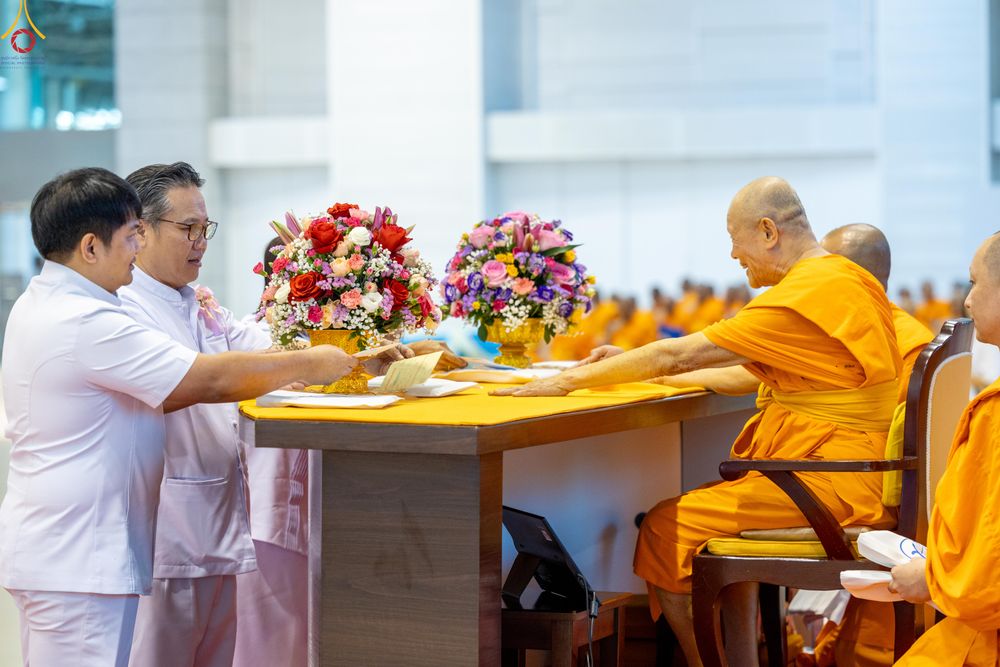 ภาพ No.281092:วันที่ 21 ธันวาคม พ.ศ.2568 พิธีมุทิตาหลวงพ่อทัตตชีโว ณ ห้องแก้วสารพัดนึก วัดพระธรรมกาย