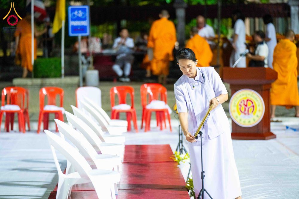 ภาพ No.329468:วันอาทิตย์ที่ 24 พฤษภาคม พ.ศ. 2569 พิธีตักบาตรพระ 1,000 รูป เพื่อถวายเป็นพุทธบูชาในเทศกาลวิสาขบูชาโลก และ ถวายเป็นพระราชกุศล  ณ ลานศิลปวัฒนธรรม เมืองปัตตานี จ.ปัตตานี