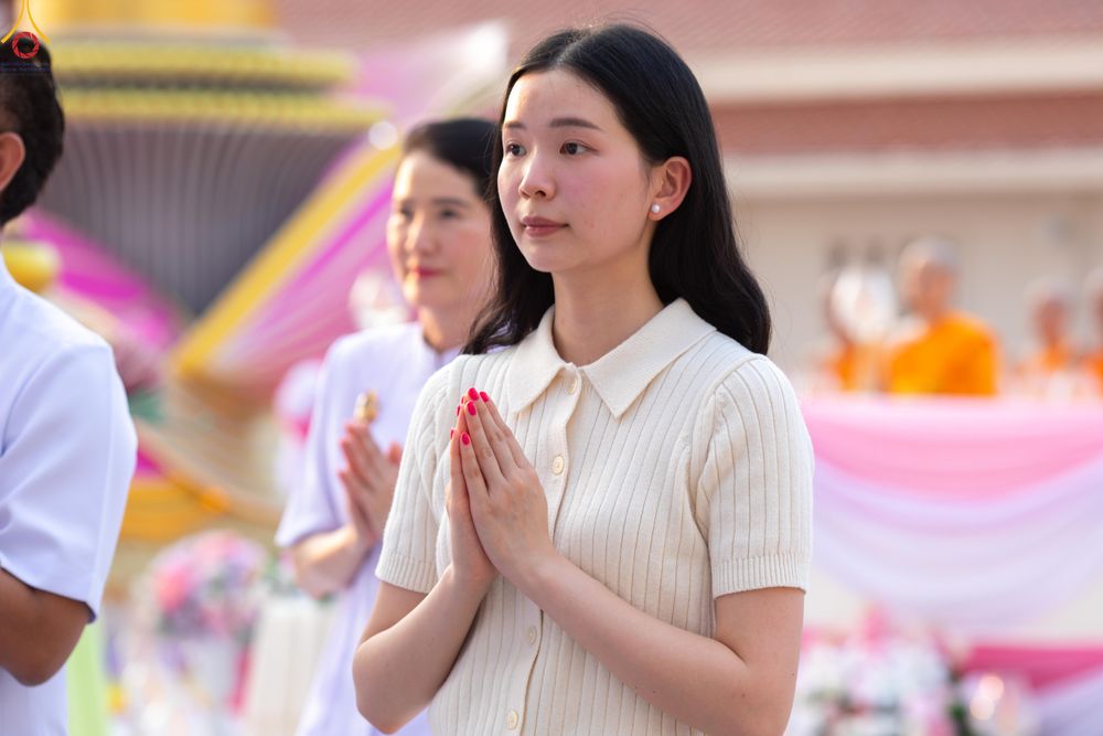 ภาพ No.296880:วันที่ 17 มกราคม พ.ศ. 2569 พิธีจุดประทีปถวายเป็นพุทธบูชา และบูชาธรรมมหาปูชนียาจารย์  ณ วัดโบสถ์บน ต.บางคูเวียง จ.นนทบุรี อนุสรณ์สถานลำดับที่ 4 สถานที่เกิดด้วยกายธรรม ในโครงการธรรมยาตรา กตัญญูบูชา มหาปูชนียาจารย์ พระมงคลเทพมุนี(สด จนฺทสโร) พระผู้ปราบมาร อ