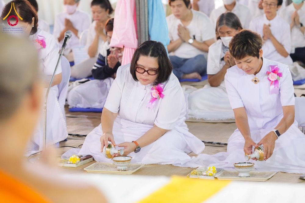 ภาพ No.301069:วันที่ 23 มกราคม พ.ศ. 2569 พิธีถวายภัตตาหารเป็นสังฆทาน แด่พระธรรมยาตรา ณ อนุสรณ์สถานบางปลา วัดบางปลา อำเภอบางเลน จังหวัดนครปฐม ในโครงการธรรมยาตรา กตัญญูบูชา มหาปูชนียาจารย์ พระมงคลเทพมุนี(สด จนฺทสโร) พระผู้ปราบมาร อนุสรณ์สถาน 7 แห่ง ปีที่ 14