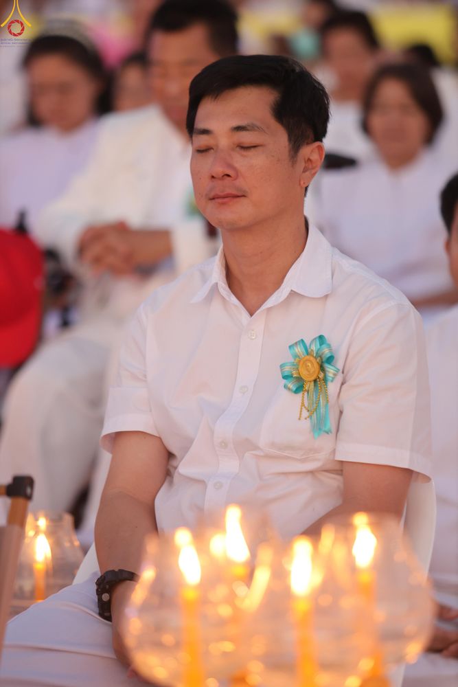 ภาพ No.302249:วันที่ 23 มกราคม พ.ศ. 2569 พิธีจุดประทีปธรรมถวายเป็นพุทธบูชา (ภาพชุดที่ 2) และบูชาธรรมมหาปูชนียาจารย์  ณ อนุสรณ์สถานลำดับที่ 5 สถานที่เผยแผ่วิชชาธรรมกายครั้งแรก อนุสรณ์สถานบางปลา วัดบางปลา อำเภอบางเลน จังหวัดนครปฐม ในโครงการธรรมยาตรา กตัญญูบูชา มหาปูชนีย