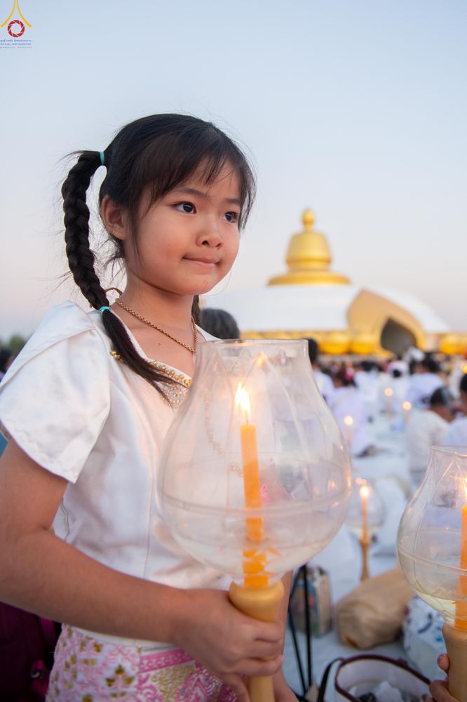 ภาพ No.302204:วันที่ 23 มกราคม พ.ศ. 2569 พิธีจุดประทีปธรรมถวายเป็นพุทธบูชา (ภาพชุดที่ 2) และบูชาธรรมมหาปูชนียาจารย์  ณ อนุสรณ์สถานลำดับที่ 5 สถานที่เผยแผ่วิชชาธรรมกายครั้งแรก อนุสรณ์สถานบางปลา วัดบางปลา อำเภอบางเลน จังหวัดนครปฐม ในโครงการธรรมยาตรา กตัญญูบูชา มหาปูชนีย