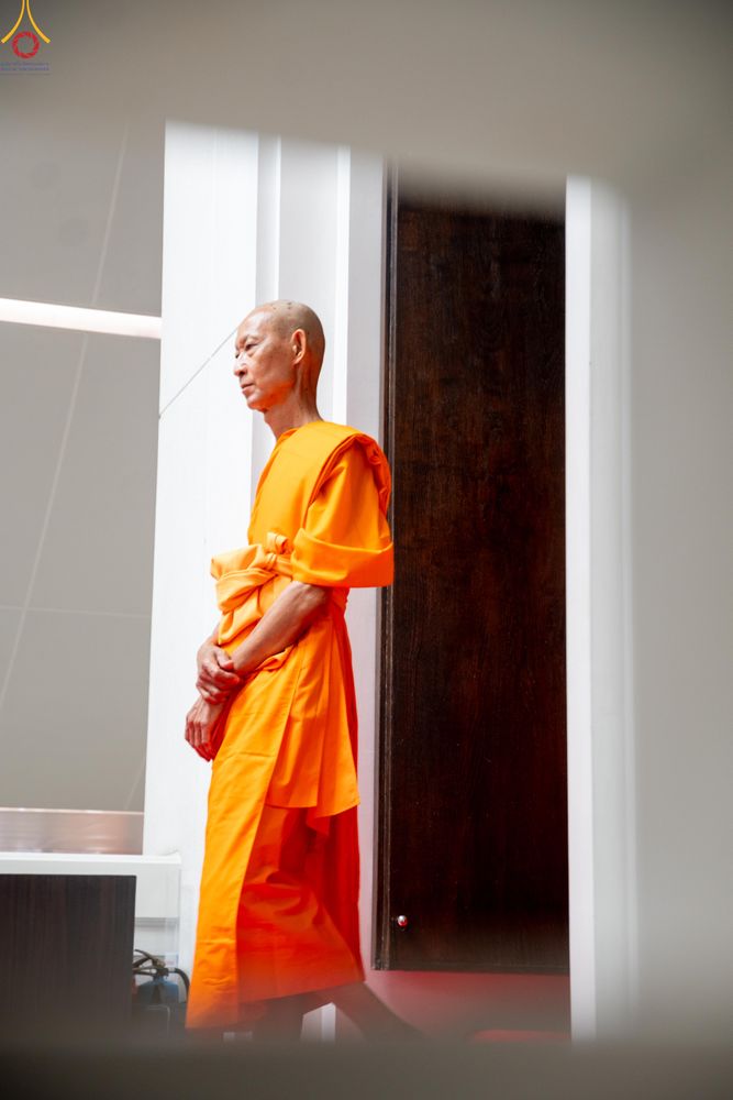 ภาพ No.330810:วันวิสาขบูชา อาทิตย์ที่ 31 พฤษภาคม พ.ศ.2569 พิธีบรรพชาสามเณรอุบาสก 11 ท่าน , พิธีถวายบาตรผ้าไตร และจตุปัจจัยไทยธรรม แด่สามเณร , พิธีอุปสมบทอุทิศชีวิต , พิธีกล่าวคำกัปปิยภัณฑ์  ณ อุโบสถพระไตรปิฎก วัดพระธรรมกาย จังหวัดปทุมธานี