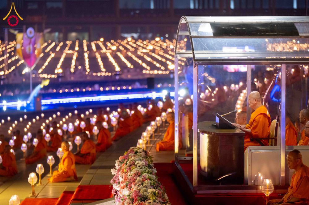 ภาพ No.312382:วันอังคารที่ 3 มีนาคม พ.ศ.2569 พิธีเวียนประทักษิณและจุดมาฆประทีป (ภาพชุดที่ 2) ณ ลานธรรมพระมหาธรรมกายเจดีย์ วัดพระธรรมกาย