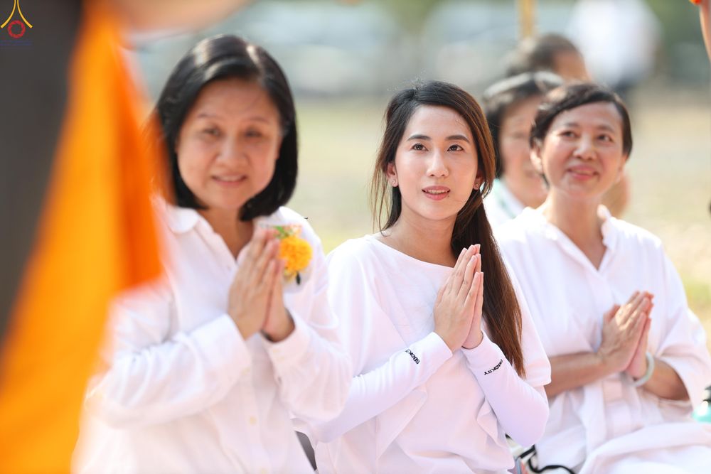 ภาพ No.299378:วันที่ 18 มกราคม พ.ศ. 2569 พิธีต้อนรับพระธรรมยาตรา ณ อนุสรณ์สถานลำดับที่ 5 สถานที่เผยแผ่วิชชาธรรมกายครั้งแรก อนุสรณ์สถานบางปลา วัดบางปลา อำเภอบางเลน จังหวัดนครปฐม ในโครงการธรรมยาตรา กตัญญูบูชา มหาปูชนียาจารย์ พระมงคลเทพมุนี(สด จนฺทสโร) พระผู้ปราบมาร อนุส