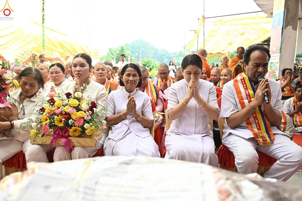 ภาพ No.284049:วันที่ 5 พฤศจิกายน พุทธศักราช 2568 กฐินสมทบวัดต่างประเทศ โดยคณะศิษยานุศิษย์ บูชาธรรม 81 ปี หลวงพ่อธัมมชโย ณ วัดพุทธนานาชาติเพื่อสวัสดิการสากล (Buddha International Welfare Mission)  เมืองพุทธคยา ประเทศอินเดีย