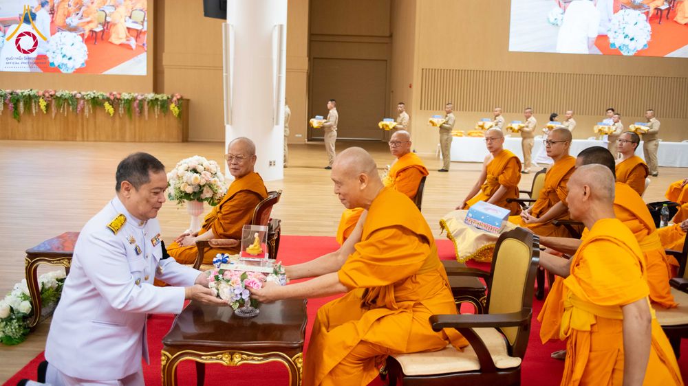 ภาพ No.306458:วันที่ 31 มกราคม พ.ศ. 2569  พิธีบำเพ็ญกุศล 100 วัน เพื่ออุทิศถวายแด่  สมเด็จพระนางเจ้าสิริกิติ์ พระบรมราชินีนาถ พระบรมราชชนนีพันปีหลวง ณ ห้องแก้วสารพัดนึก2 วัดพระธรรมกาย ปทุมธานี