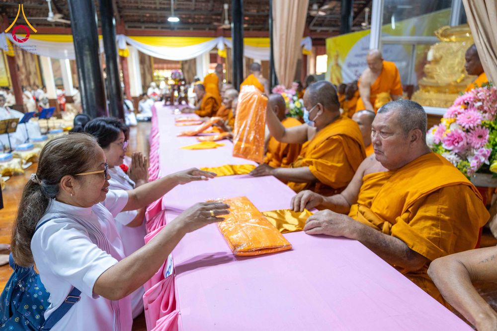 ภาพ No.300840:วันที่ 22 มกราคม พ.ศ. 2569 พิธีทอดผ้าป่าทำนุบำรุงศาสนสถาน ณ วัดบางปลา อ.บางเลน จ.นครปฐม ในโครงการธรรมยาตรา กตัญญูบูชา มหาปูชนียาจารย์ พระมงคลเทพมุนี(สด จนฺทสโร) พระผู้ปราบมาร อนุสรณ์สถาน 7 แห่ง ปีที่ 14