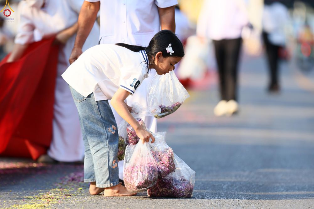 ภาพ No.306084:วันที่ 25 มกราคม พ.ศ. 2569 พิธีต้อนรับพระธรรมยาตรา วัดพระธรรมกาย(ภาพชุดที่ 4) ในโครงการธรรมยาตรา กตัญญูบูชา มหาปูชนียาจารย์ พระมงคลเทพมุนี(สด จนฺทสโร) พระผู้ปราบมาร อนุสรณ์สถาน 7 แห่ง ปีที่ 14