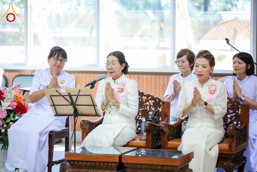 ภาพ No.317455:วันอาทิตย์ ที่ 29 มีนาคม พ.ศ.2569  พิธีปลงผม , พิธีขอขมามอบบาตรและผ้าไตร , พิธีบรรพชา ณ ศูนย์ปฏิบัติธรรมสมุทรปราการ จำนวน 42 รูป