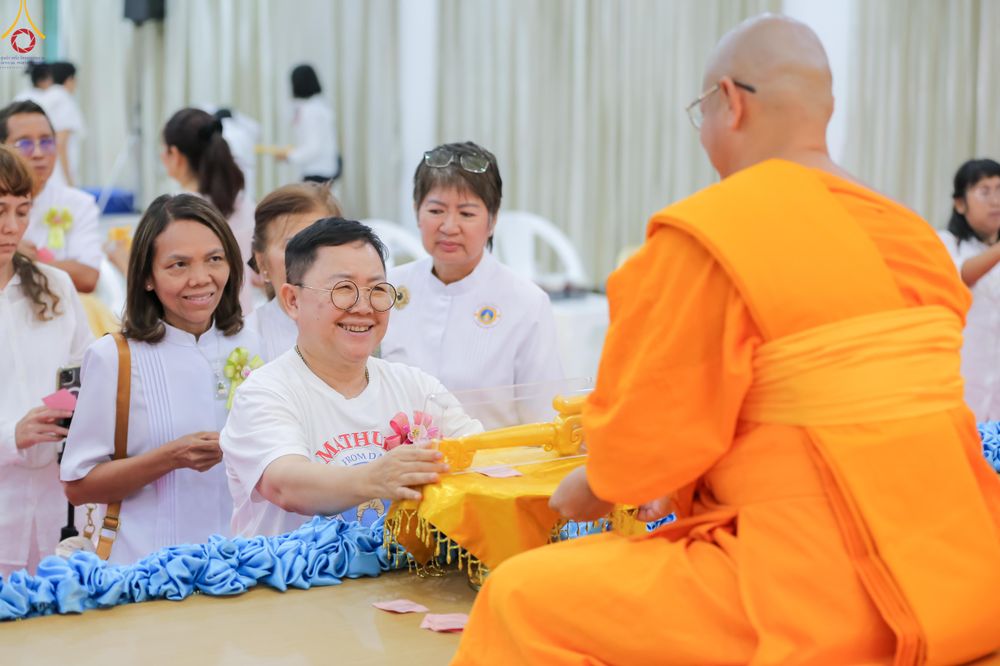 ภาพ No.339432:วันอังคารที่ 14  กรกฎาคม 2569 พิธีทอดผ้าป่าและพิธีตอกเสาเข็มมงคลต้นสุดท้าย องค์พระเจดีย์เพื่อสร้างสันติภาพโลก  ณ ธุดงคสถานพัฒนานิคม อ.พัฒนาพิคม จ.ลพบุรี