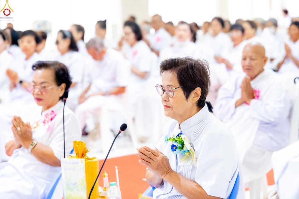 ภาพ No.336171:วันที่ 20 มิถุนายน พ.ศ.2569 พิธีทอดผ้าป่า ส่งเสริมงานพระพุทธศาสนา , พิธีเจริญพระพุทธมนต์เนื่องในวาระครบรอบ 14 ปี ธรรมอุทยานบ้านแป้ง อ.พรหมบุรี จ.สิงห์บุรี
